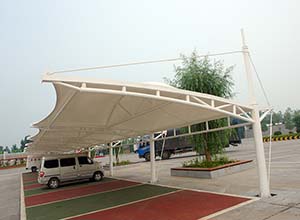 新鄭膜結(jié)構(gòu)車(chē)棚【廠家直銷】新鄭膜結(jié)構(gòu)停車(chē)棚,張拉膜車(chē)棚