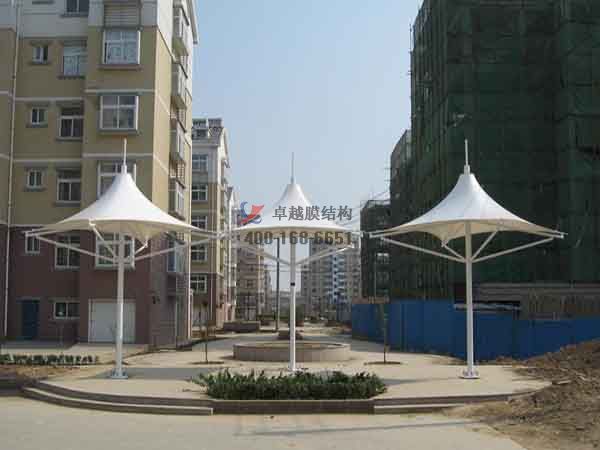 濱州景觀<font color='red'>張拉膜結(jié)構(gòu)</font>遮陽棚【生產(chǎn)廠家】