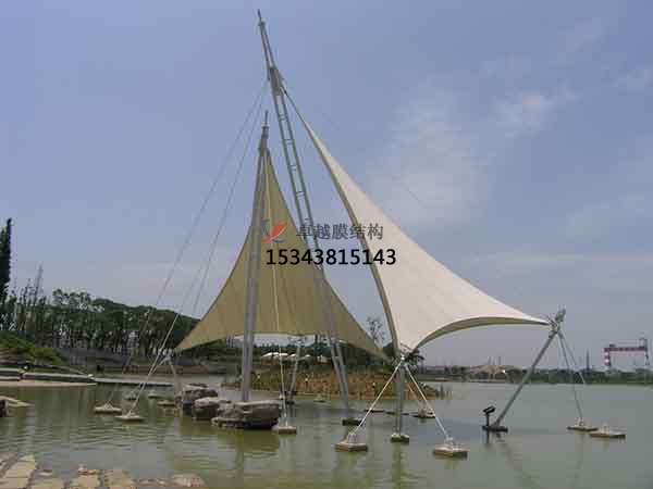 陽泉商業(yè)廣場(chǎng)<font color='red'>張拉膜結(jié)構(gòu)</font>景觀棚/雨棚設(shè)計(jì)搭建