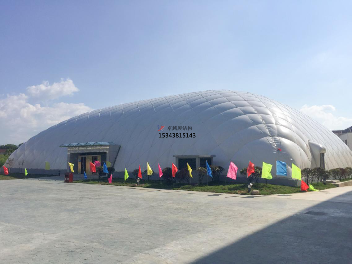 充氣膜結(jié)構(gòu)，充氣膜有什么優(yōu)點