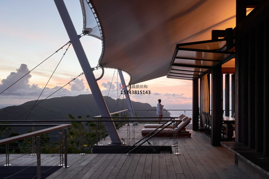 “<font color='red'>張拉膜結(jié)構(gòu)</font>” 過時了？不，是升級了！