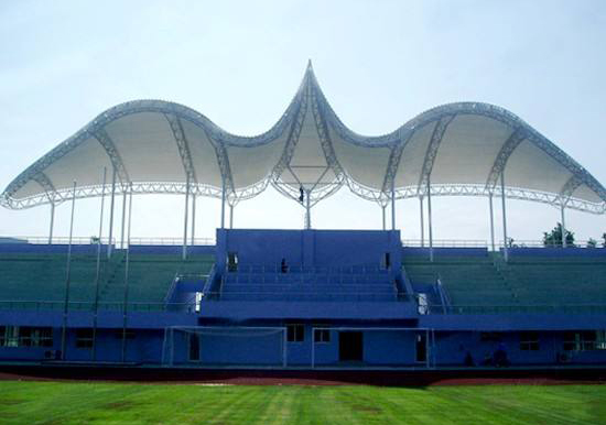 高爾夫膜結(jié)構(gòu)應(yīng)該怎樣選擇合適的膜材？